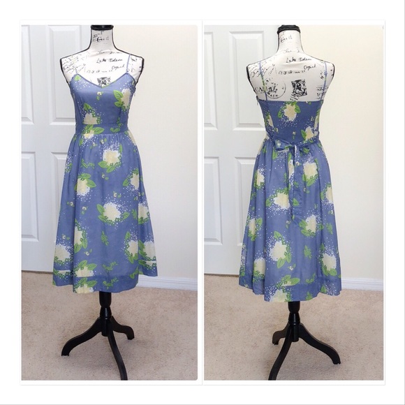 Banana Republic Dresses & Skirts - ❤️Beautiful 100% Cotton Summer Spaghetti Dress❤️